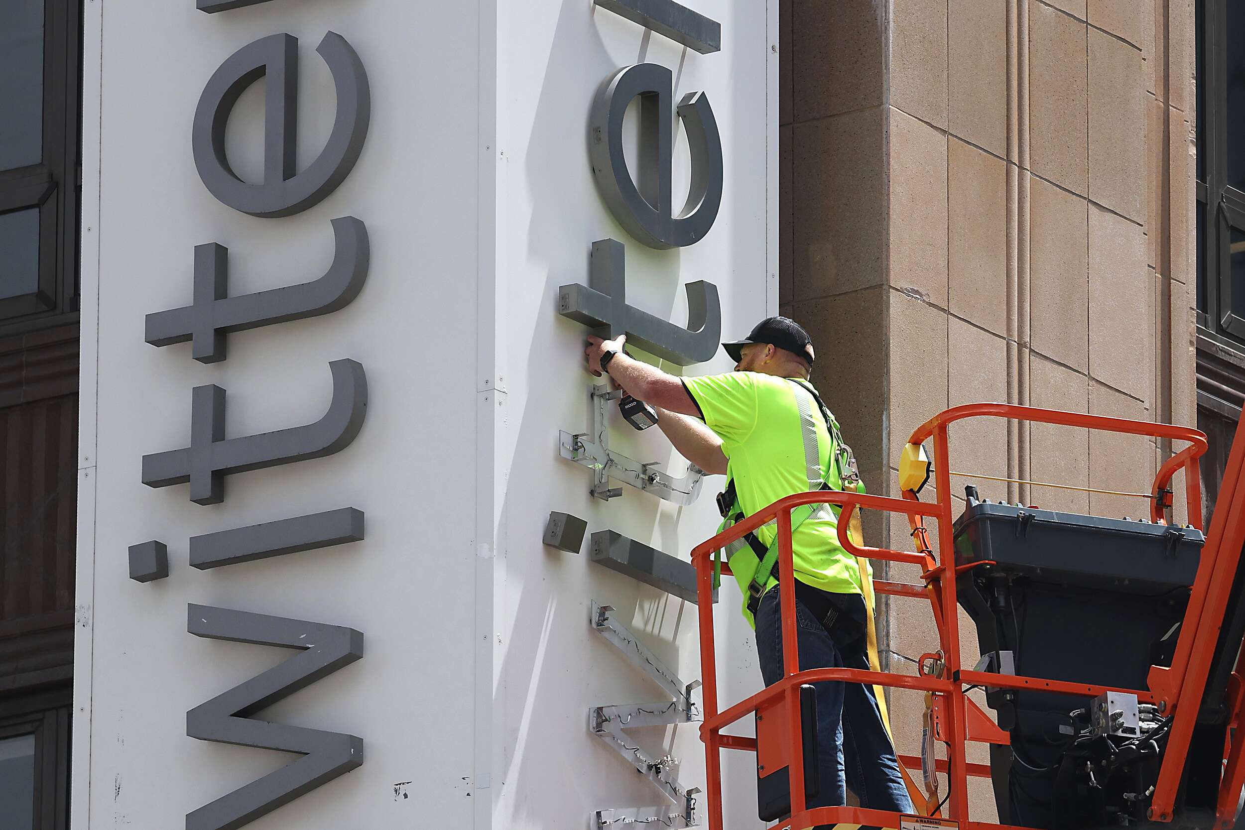 Police Interrup Erection Of Rebranded Twitter Signage At Headquarters ...